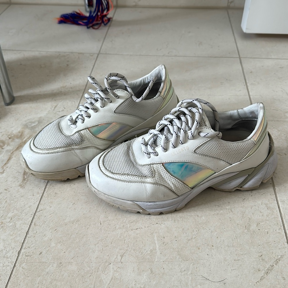 Axel Arigato sneaker